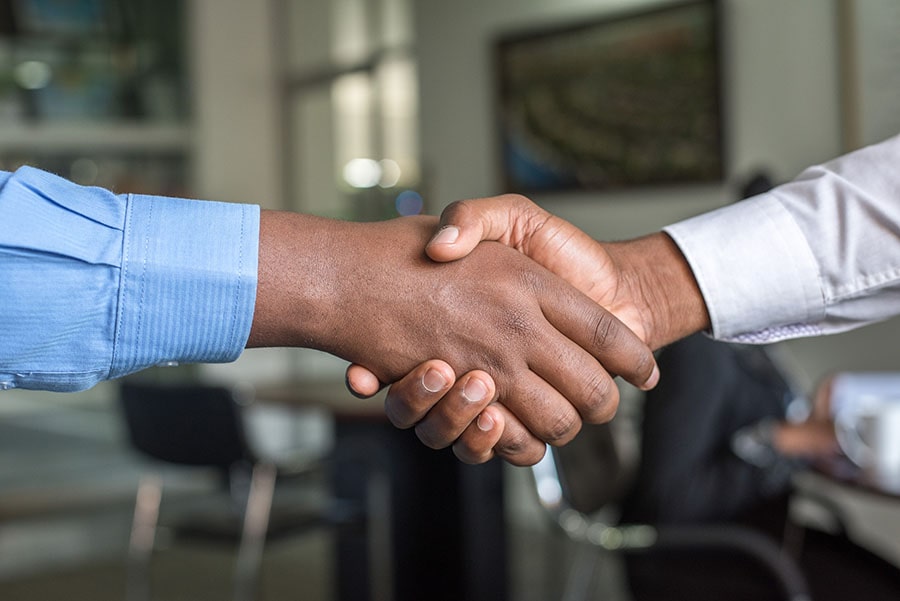 Burn Your Training Manual & Read These 5 Car Sales Books Instead
