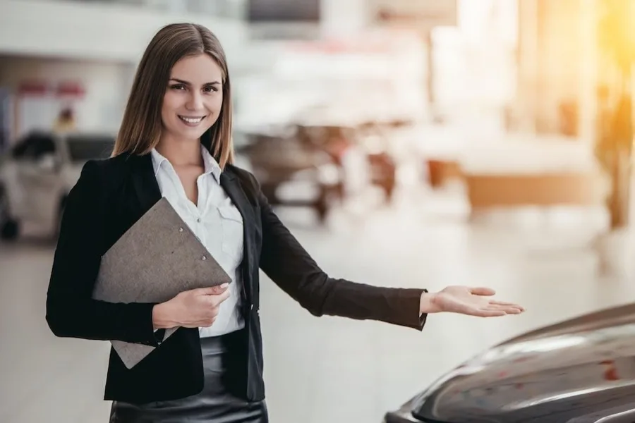 Women in Car Sales: Why They Have the Edge